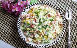 Вкусный крабовый салат с капустой