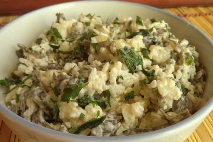 С яйцом и огурцом