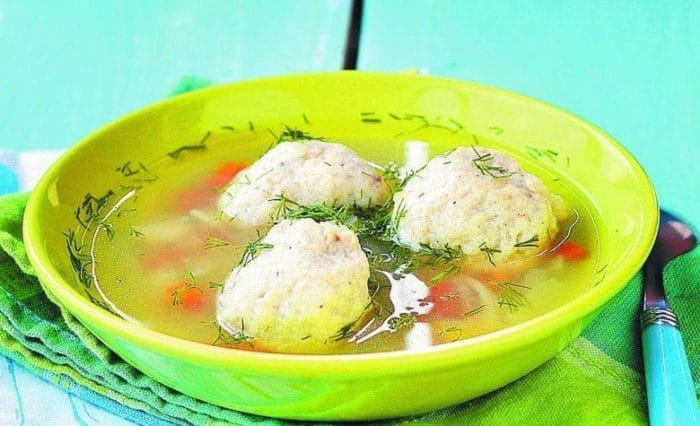 суп с фрикадельками 