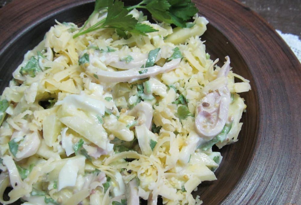 салат с кальмаром и сыром