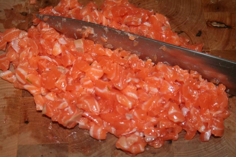 семга нарезанная кусочками