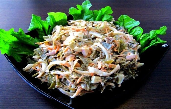 салат «Медуза» с кальмарами 
