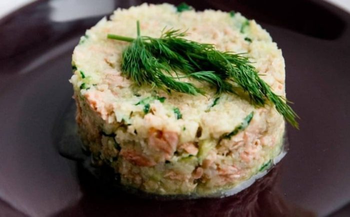 салат с рисом и горбушей 