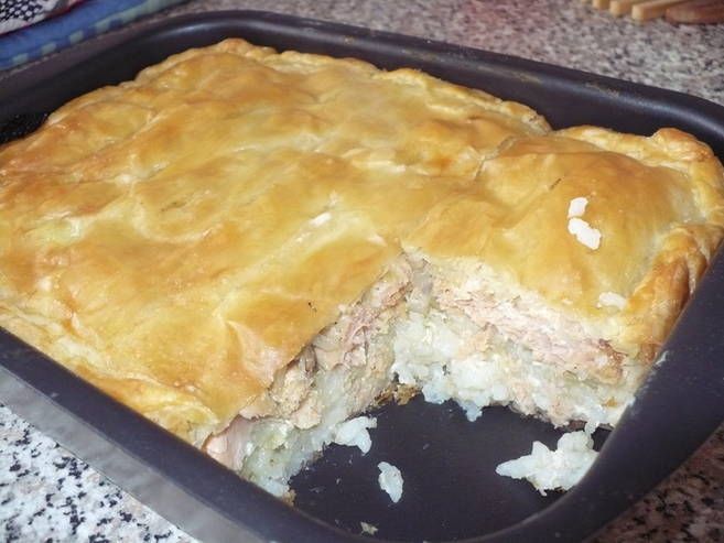пирог с рисом и рыбой