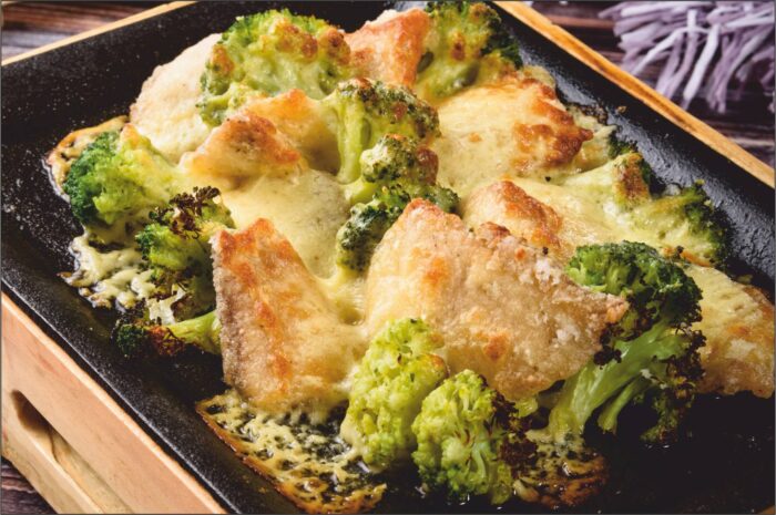 рыба запеченная с брокколи и сыром