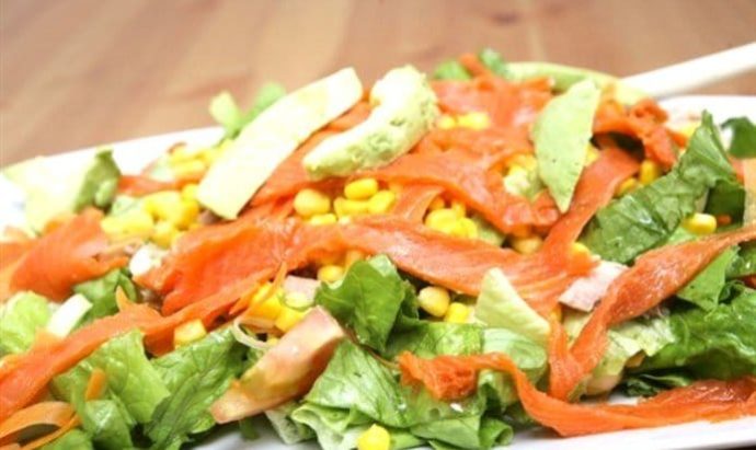салат со слоеным сыром и яблоками 