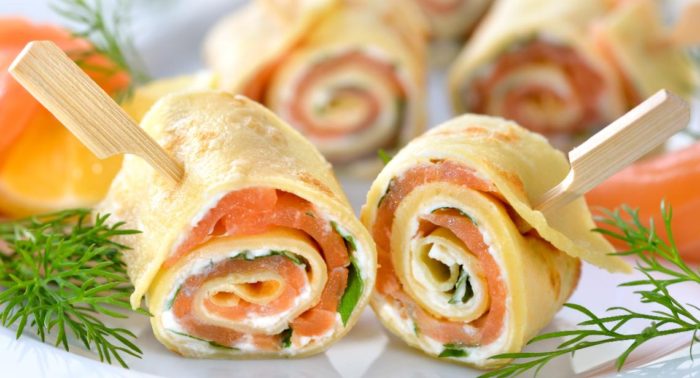 сытные блинчики с лососем