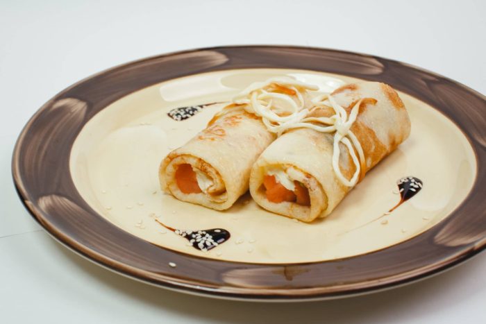 блинчики с копченой рыбой