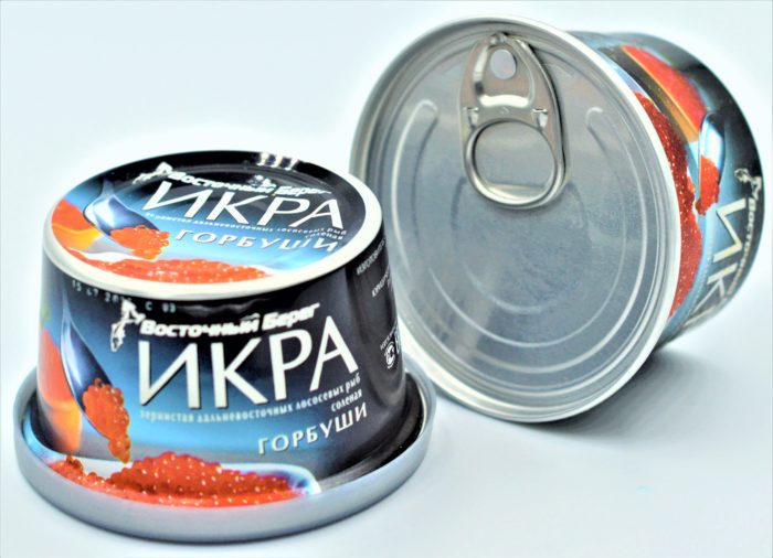 икра в жестяных банках 