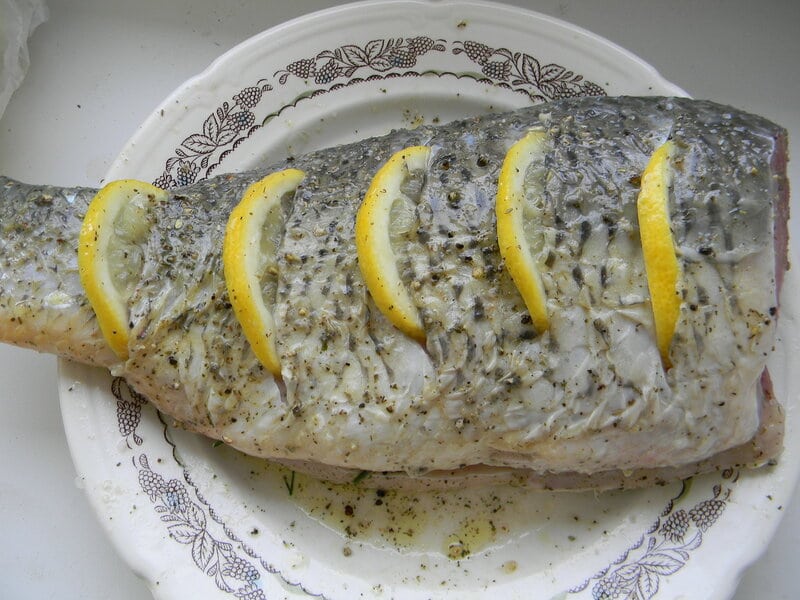 карп с лимоном
