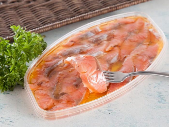 консервы из рыбы кижуч 