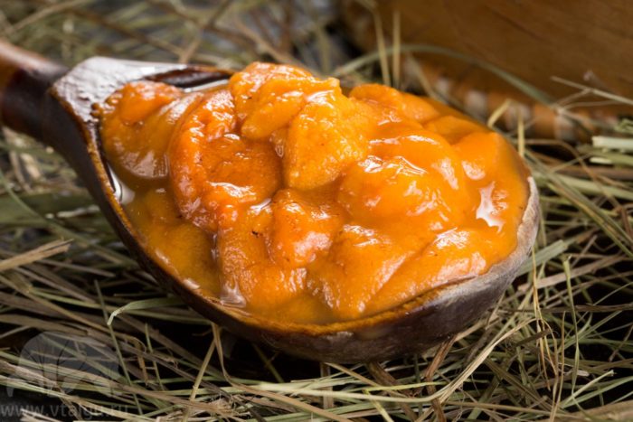 медовая настойка с икрой морского ежа 