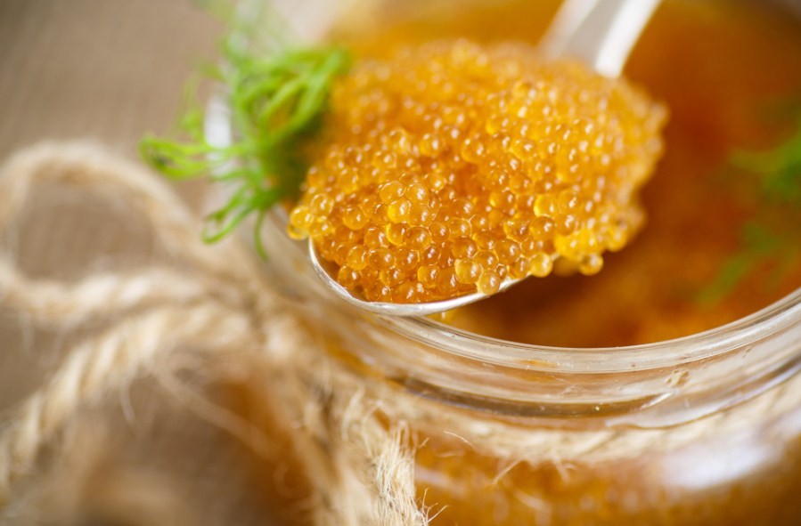 банка с икрой