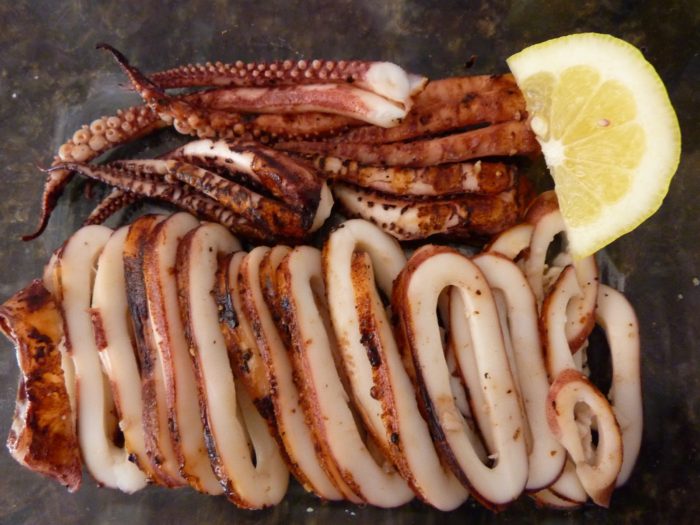 вкусные кальмары в специях 