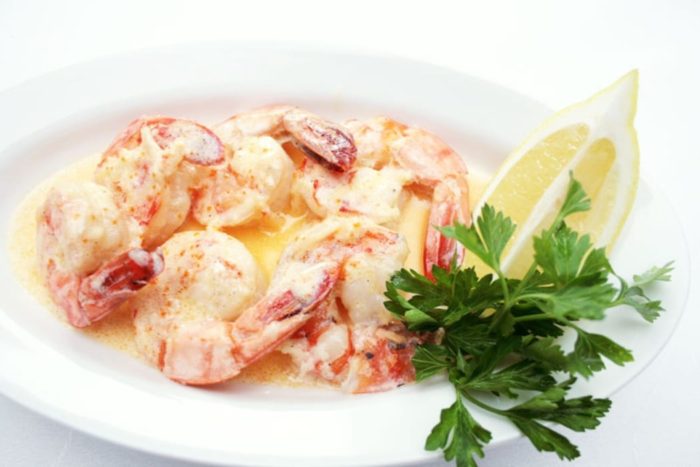 креветки с молоком и луком 