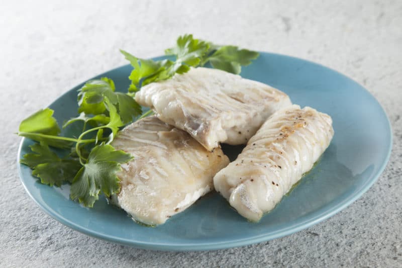 минтай в отварном виде