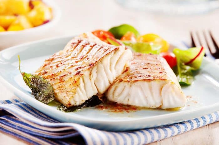 белое мясо минтая 