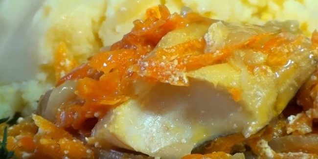 минтай тушеный без масла 