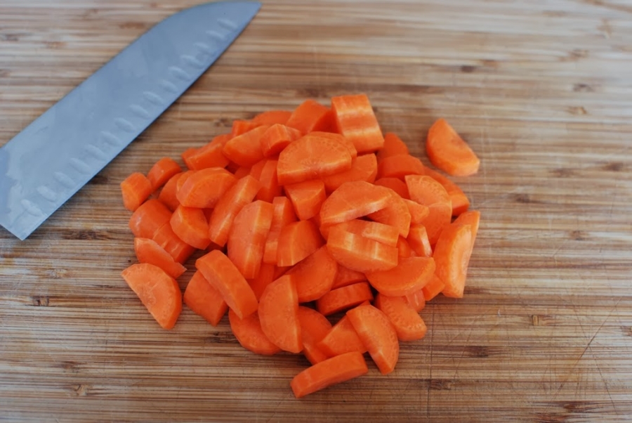 морковь кусочками