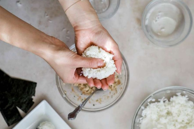 делаем углубление для начинки