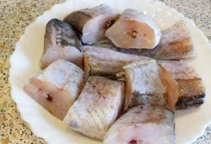 стейки рыбы минтай