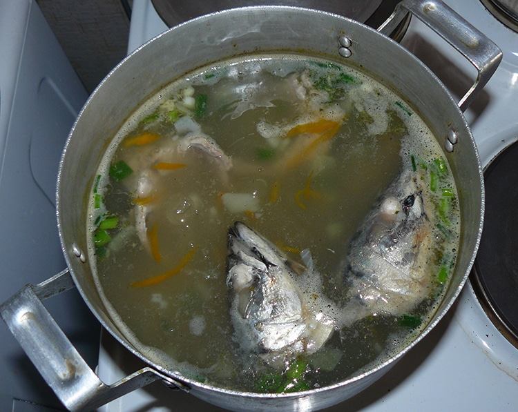 варка ухи из рыбы