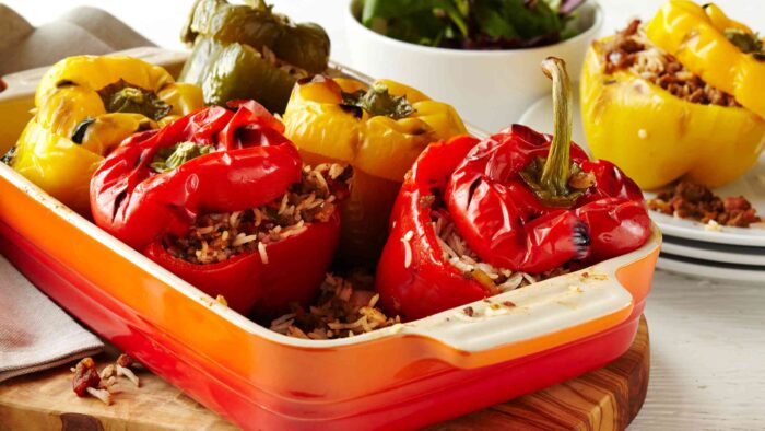 вкусный перец с рыбой и рисом 