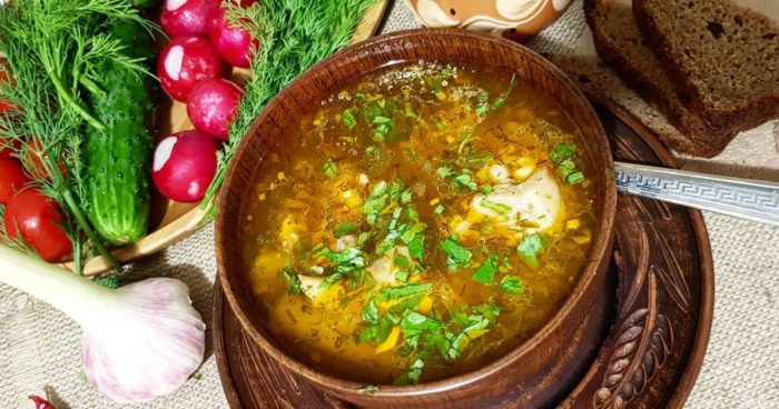 вкусная уха из горбуши 