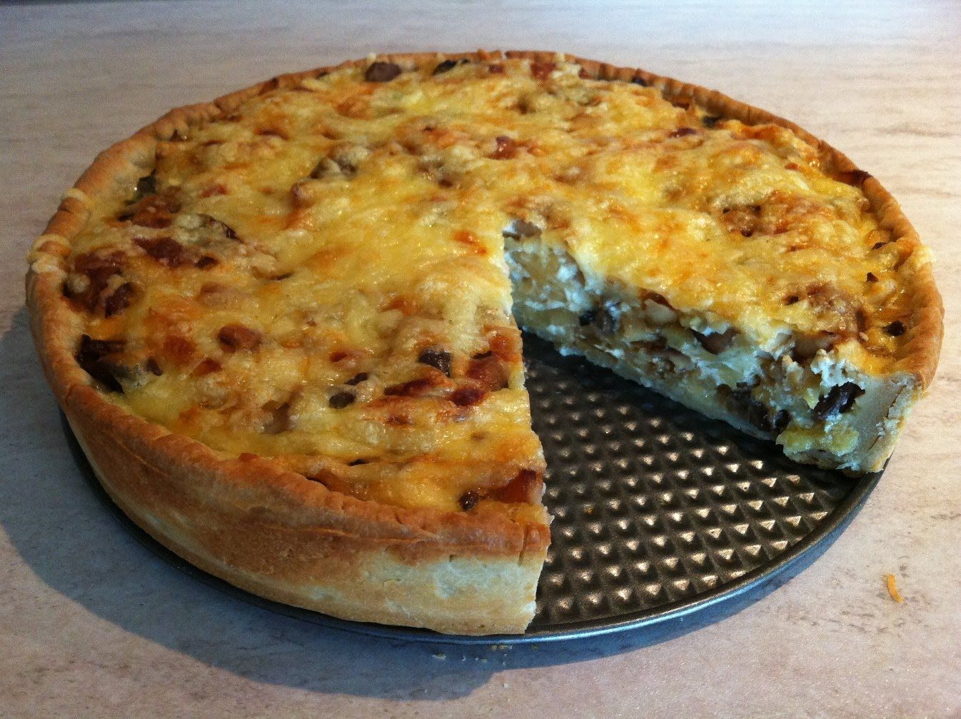 пирог со шпротами из заливного теста