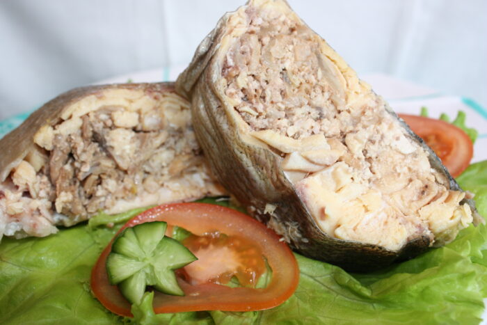 сиг фаршированный грибами и рисом