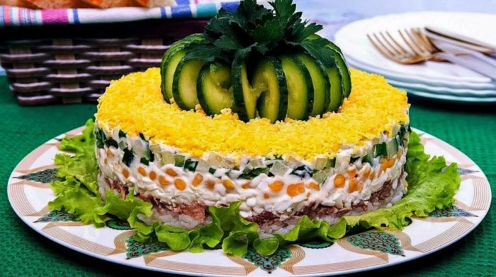 закусочный торт со скумбрией 