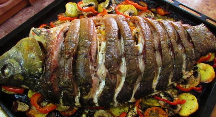 зеркальный карп в духовке без костей