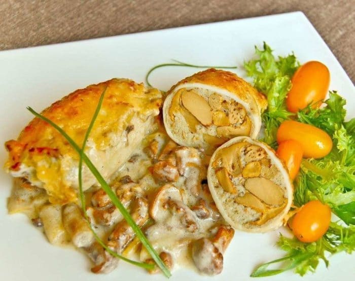 кальмар фаршированный рисом и грибами в духовке