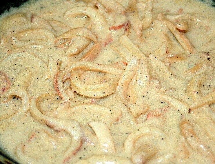 кальмар в сметане
