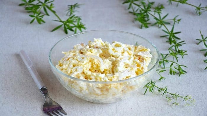 простой салат с кальмаром от Лазерсона