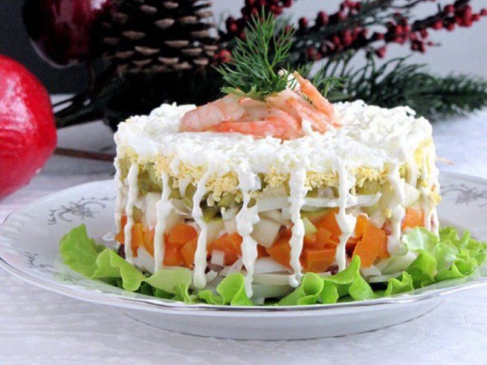 салат с кальмарами