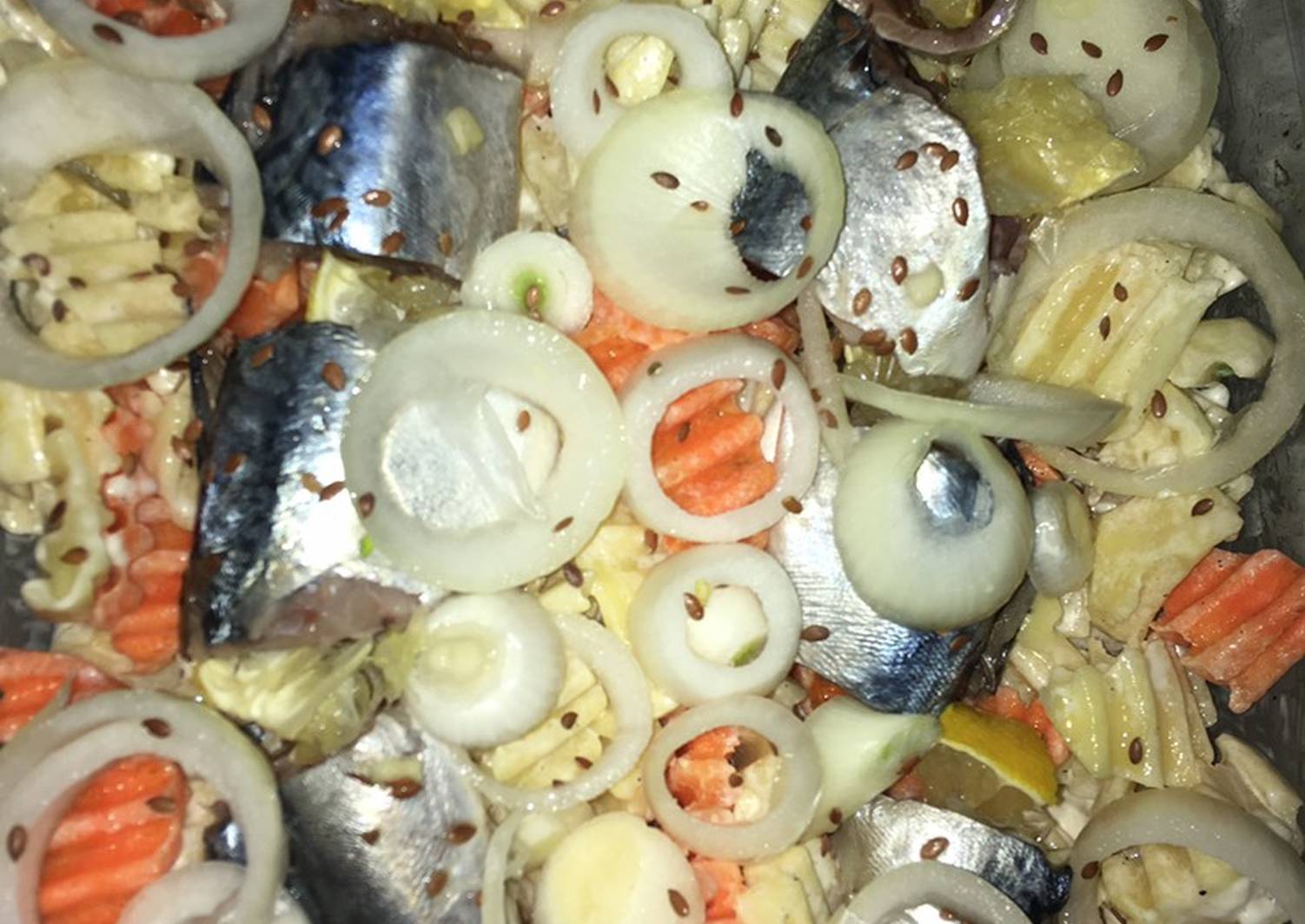 скумбрия с овощами в духовке