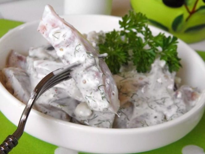 скумбрия маринованная в майонезе 