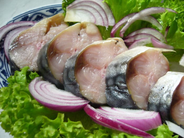 слабосоленая скумбрия 