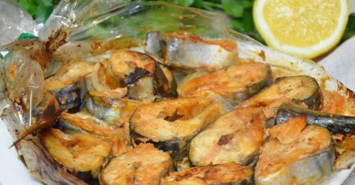 скумбрия в рукаве с майонезом