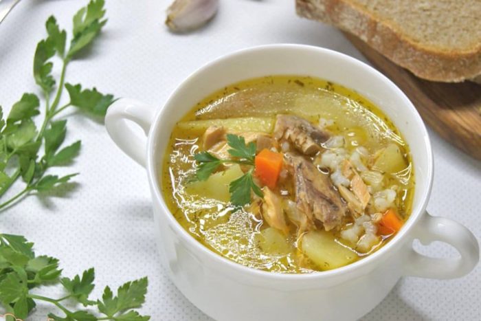 уха из семги с рисом