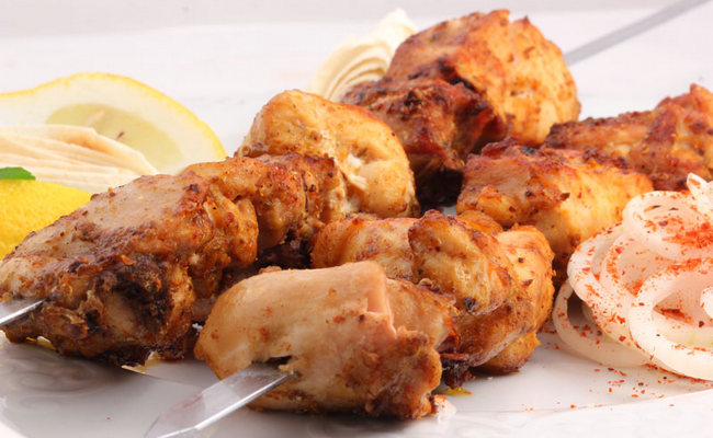 Самый бюджетный быстрый маринад для быстрого шашлыка за 60 минут из курицы