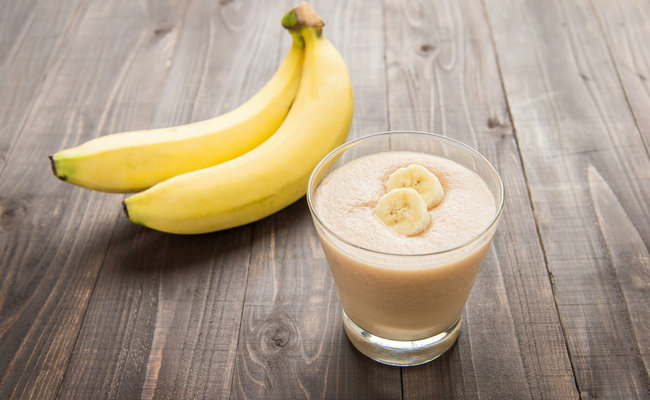 Банановый милкшейк с мороженым