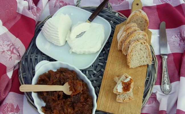 луковый конфитюр на завтрак