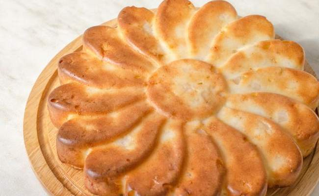 кекс с яблоками как шарлотка