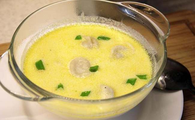 сырный суп с пельменями