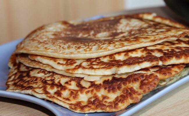 Быстрые толстые дрожжевые блины на сухих дрожжах