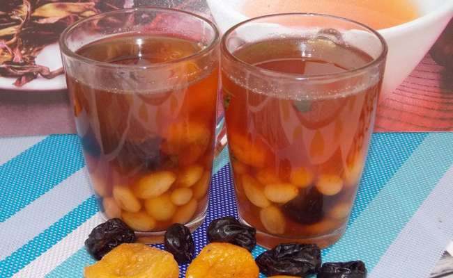 Как сварить компот из кураги и чернослива – самый простой рецепт