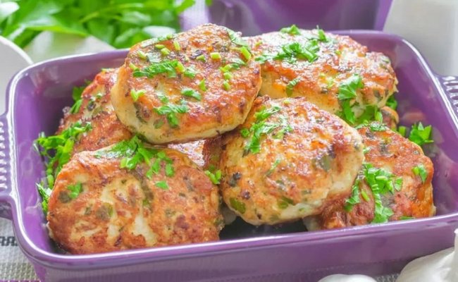 Луковые котлеты с картофелем и манкой – готовим в духовке