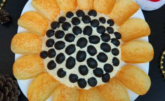 салат подсолнух со шпротами